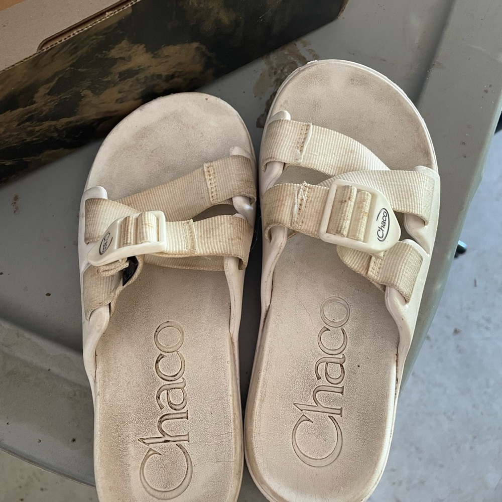 Chaco White Chillos Slide Sandals